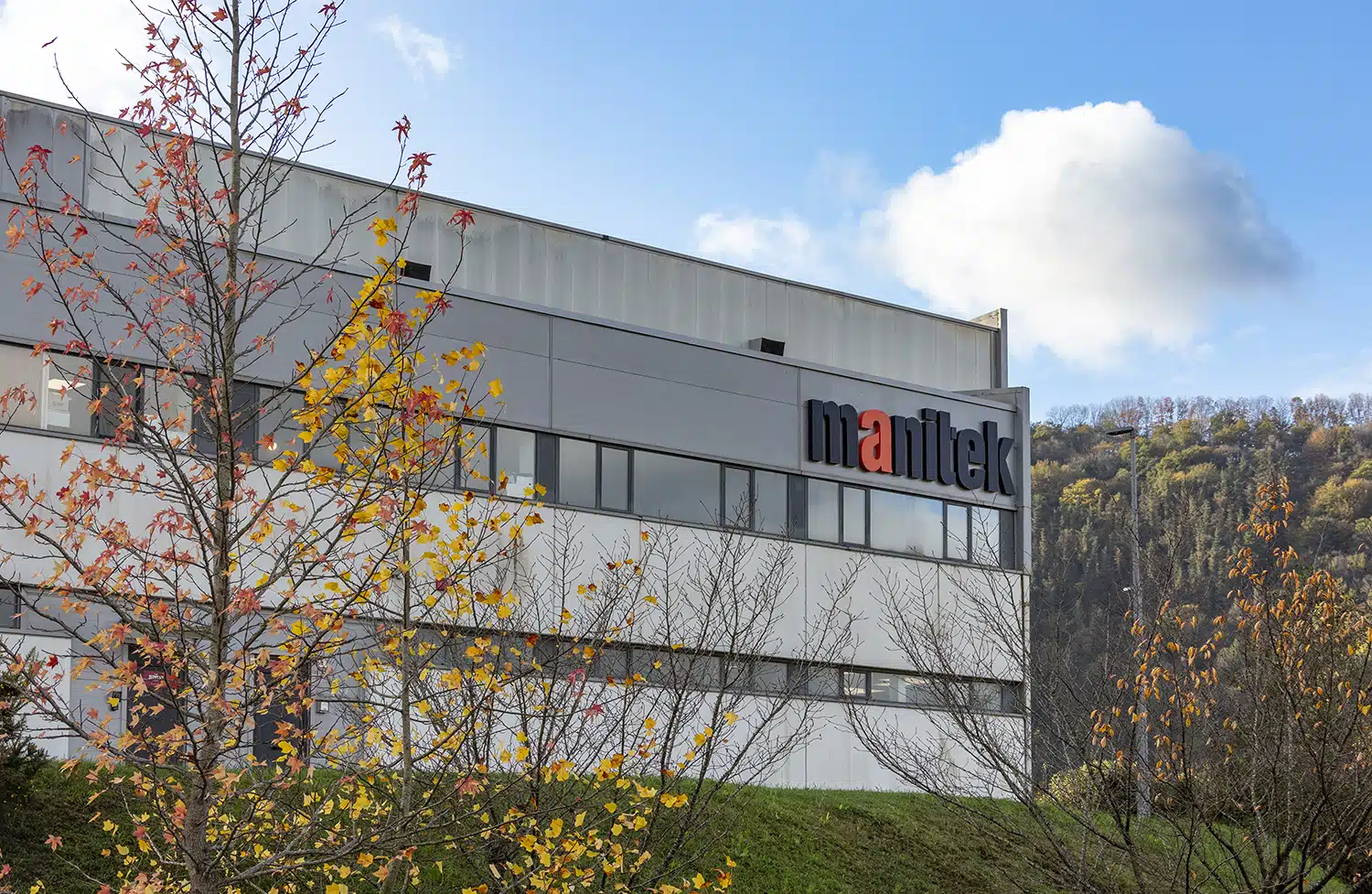 Fachada de Manitek
